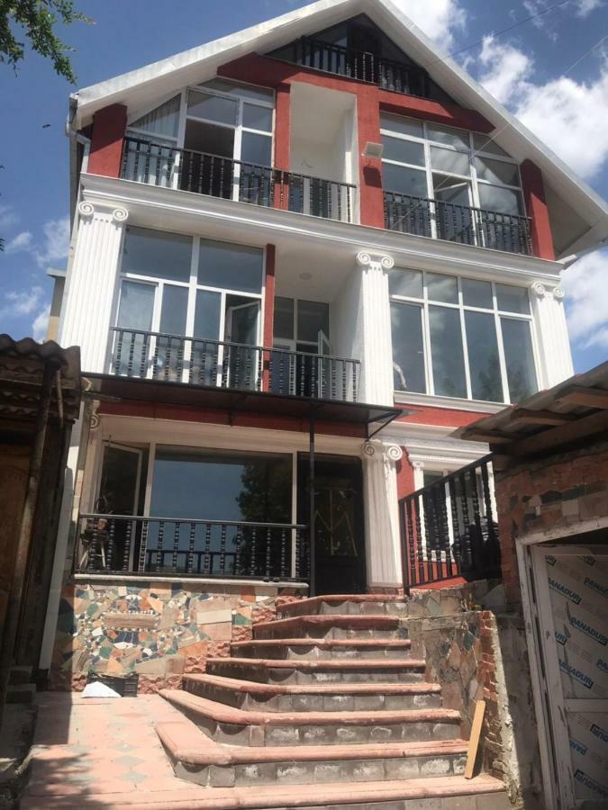 Hotel Nadikvari Tbilisi Exteriör bild