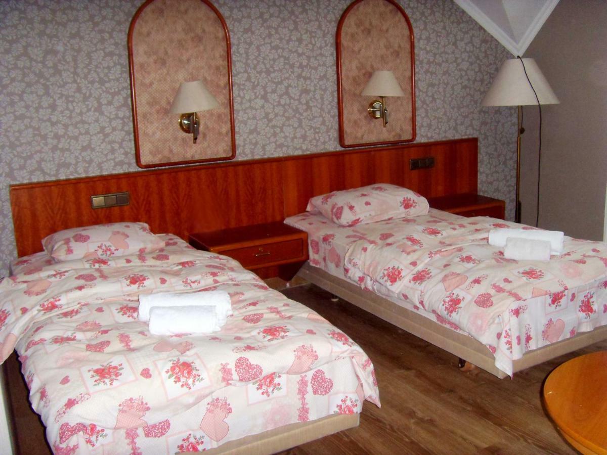 Hotel Nadikvari Tbilisi Exteriör bild