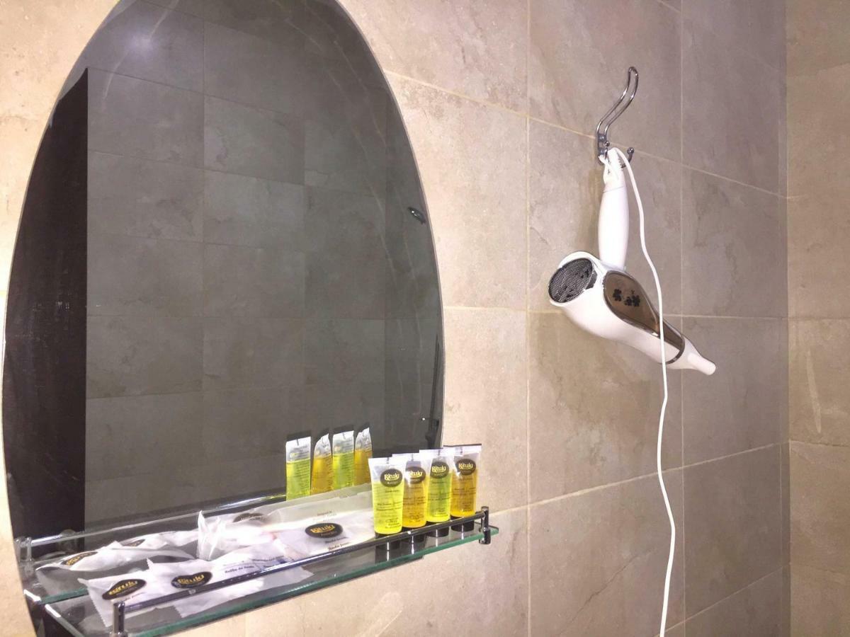 Hotel Nadikvari Tbilisi Exteriör bild