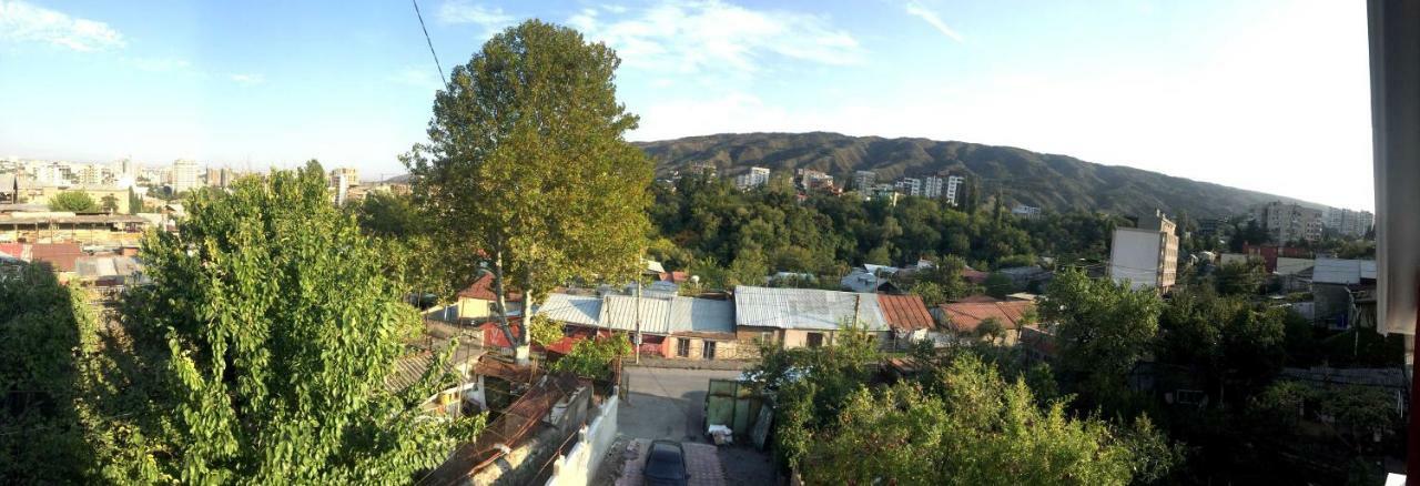 Hotel Nadikvari Tbilisi Exteriör bild